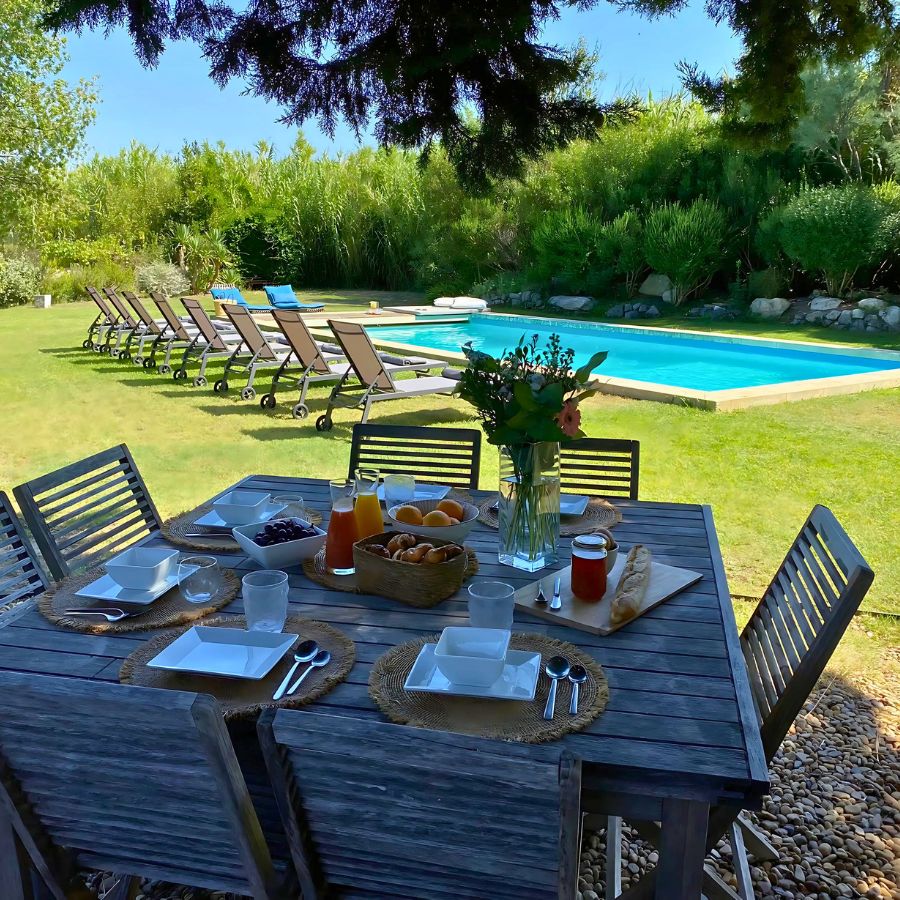 Mas des Alpilles – Chambres d’hôtes avec jardin et piscine à Maussane-les-Alpilles