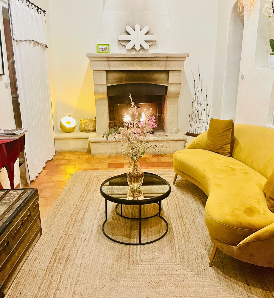 Séjour d’exception à Maussane – Location de vacances avec intérieur raffiné