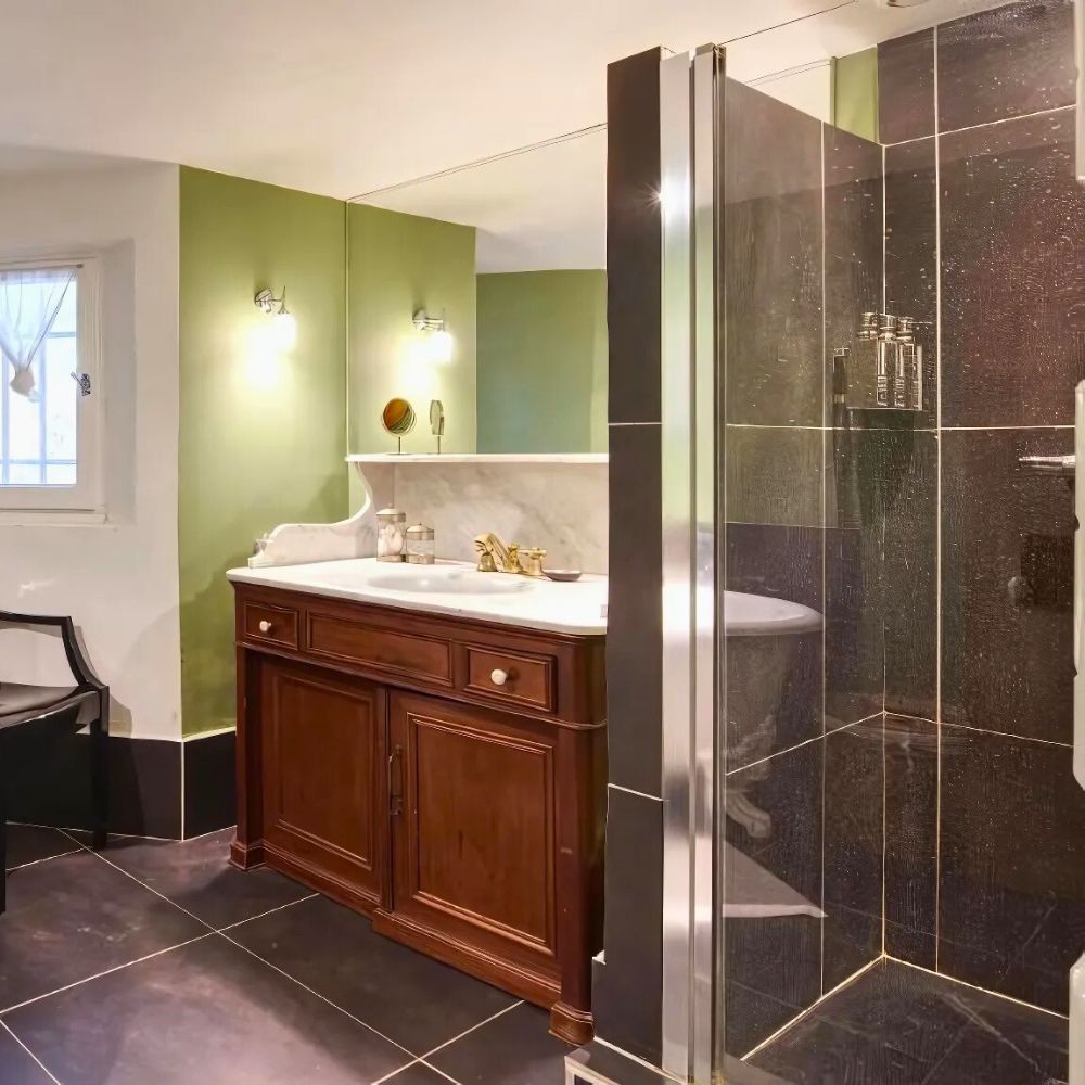 Chambre Miro Salle de Bain